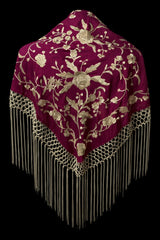 Mantón Bordado Fucsia Intenso con Hilo Marfil