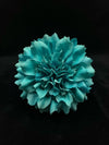 Flor turquesa suave y luminoso
